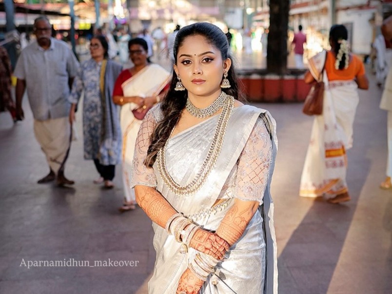 Aparna Midhun Makeover - Beauty & Style in Ernakulam